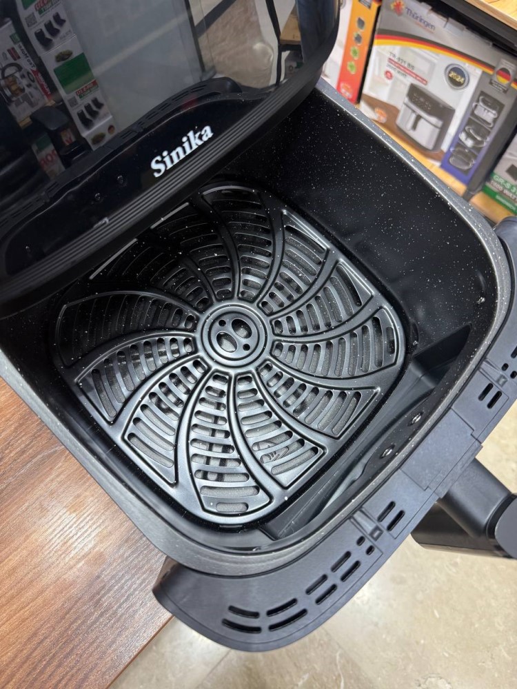 سرخکن بدون روغن سینیکا مدل SN-6400